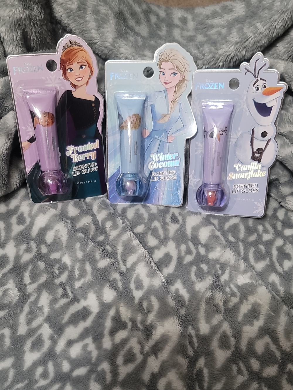 Disney Frozen Scented Lip Gloss Set - Purple, Light Blue, Pale Blue